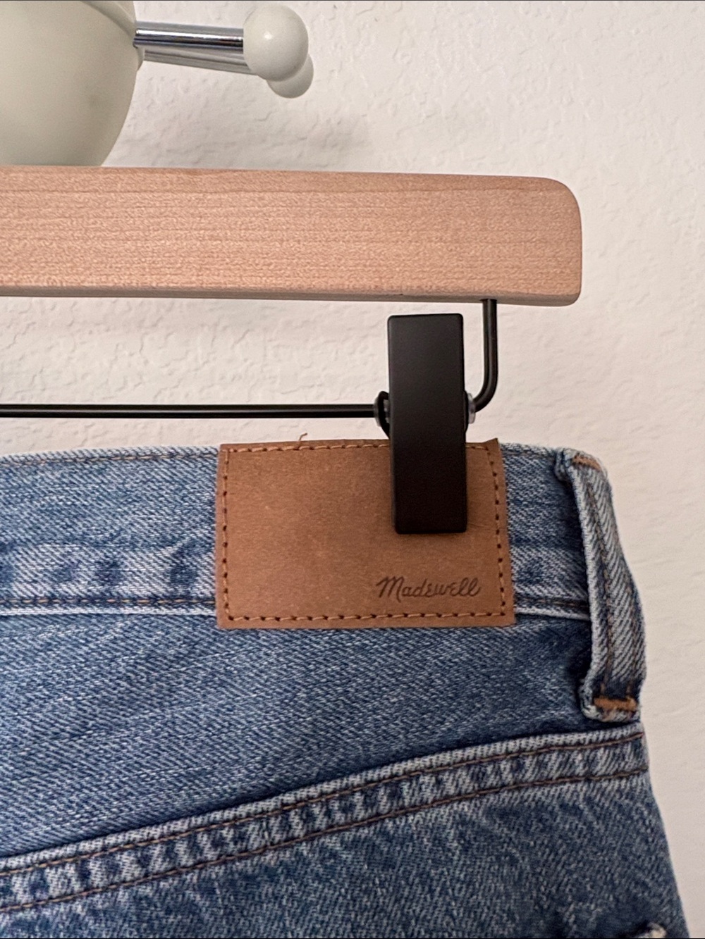Madewell low rise super wide leg jeans - Picture 3 of 5